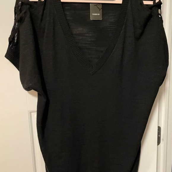 3 dressy black Torrid tops (Plus size 2) - Picture 3 of 5